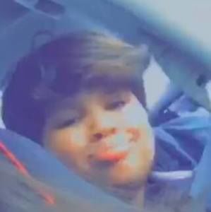 Meet your Posher, Max